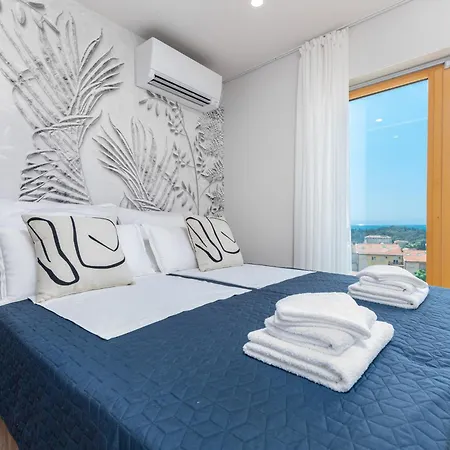 Luxury Adria Makarska - Sea & Mountain View, Whirlpool And Private Parking * Makarska