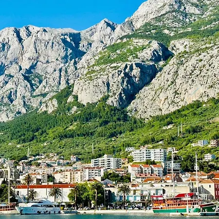 Luxury Adria Makarska - Sea & Mountain View, Whirlpool And Private Parking Makarska