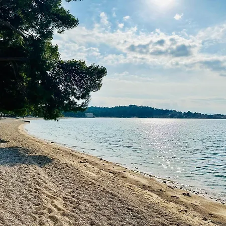 Luxury Adria Makarska - Sea & Mountain View, Whirlpool And Private Parking Apartment