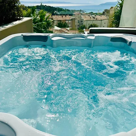 Apartmán Luxury Adria Makarska - Sea & Mountain View, Whirlpool And Private Parking