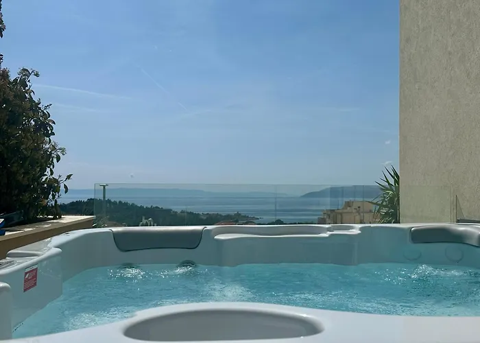 Luxury Adria - Sea & Mountain View, Whirlpool And Free Parking Макарска