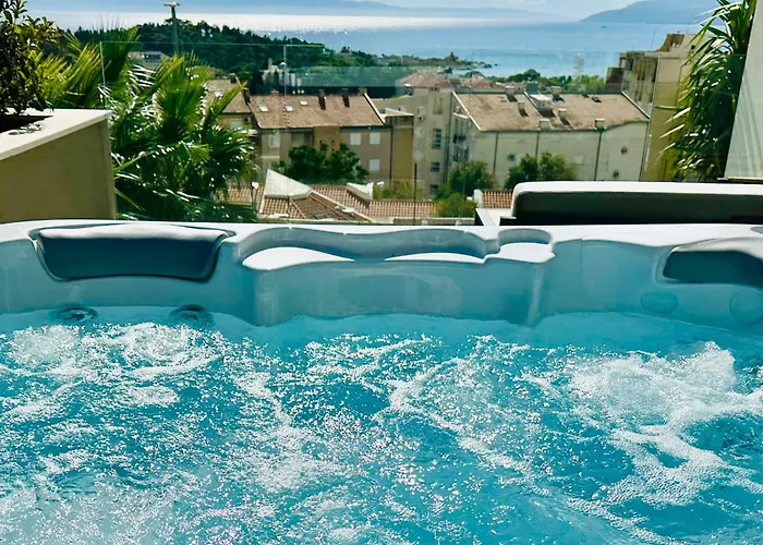 Luxury Adria - Sea & Mountain View, Whirlpool And Free Parking * Макарска