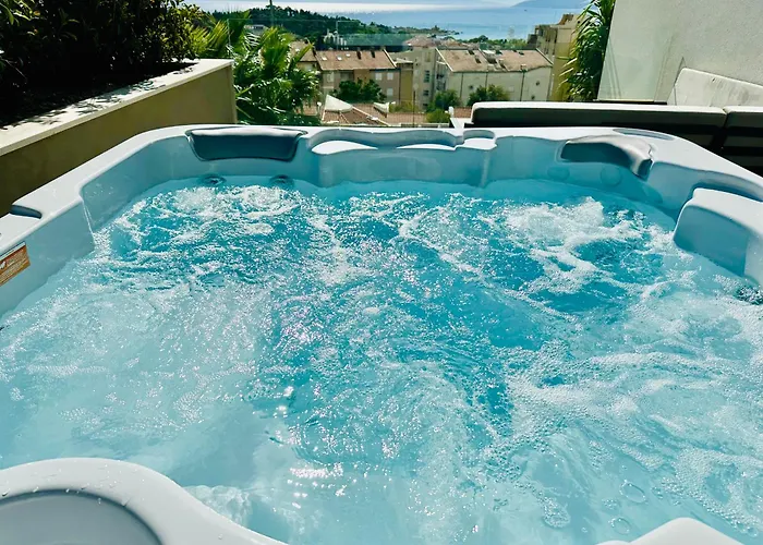 Apartment Luxury Adria - Sea & Mountain View, Whirlpool And Free Parking